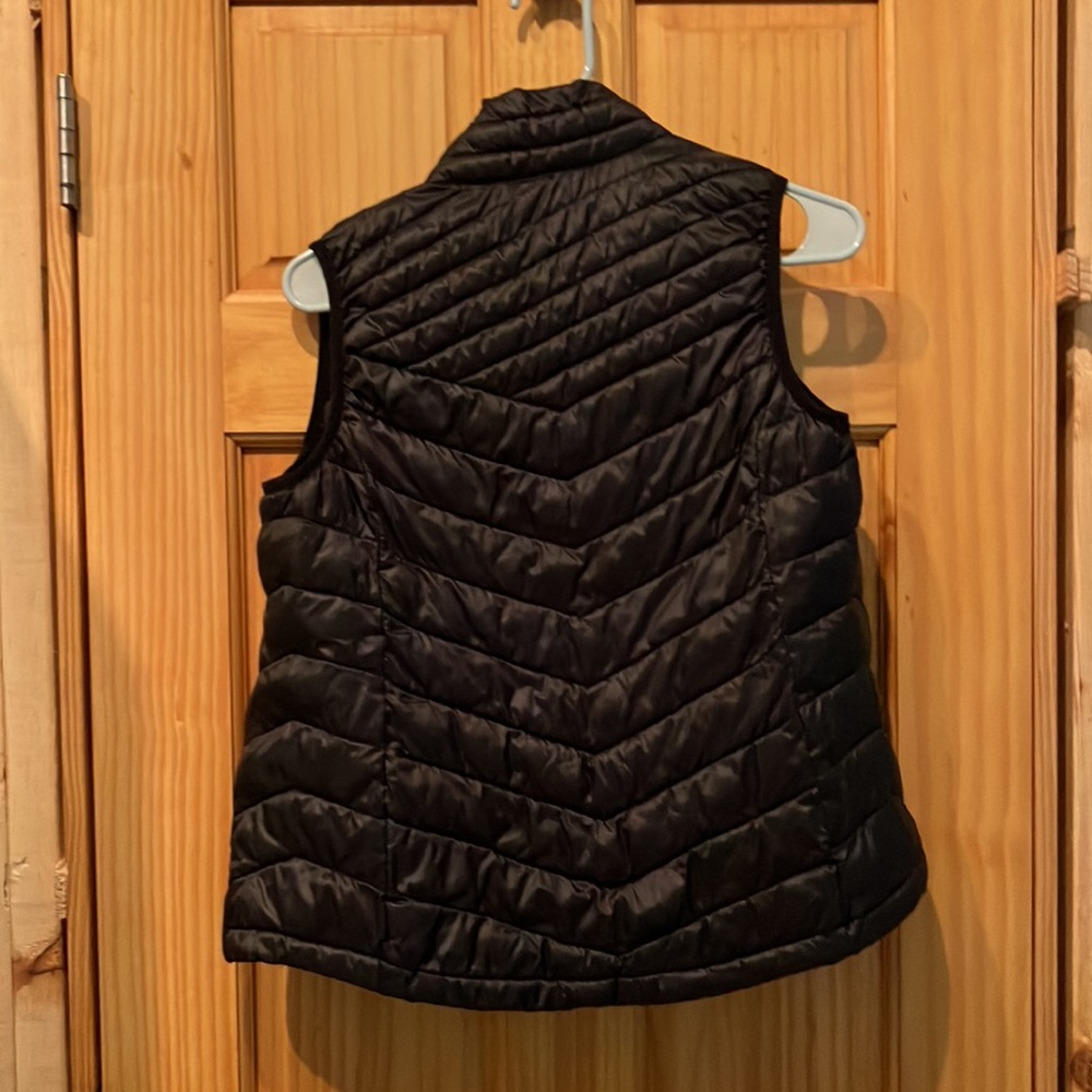 Youth Girls Black Boulder Gear Vest, Size Large - Picture 4 of 5